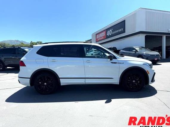 VOLKSWAGEN TIGUAN 4MOTION 2022 3VV8B7AX0NM092962 image